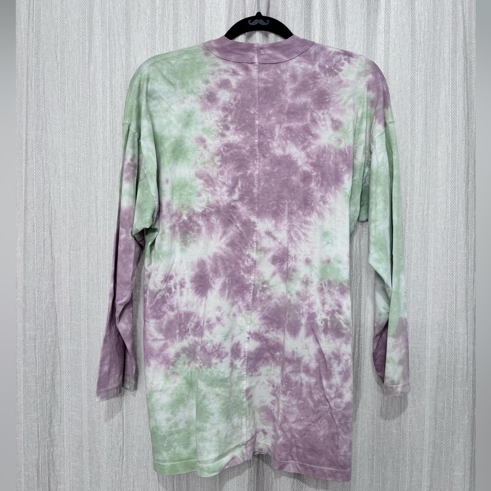 We The Free People Be Free Tie Dye Tee Green Purple Long Sleeve Top Boho M - Picture 12 of 12